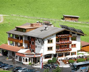 Alpenhof Neu 2011 1