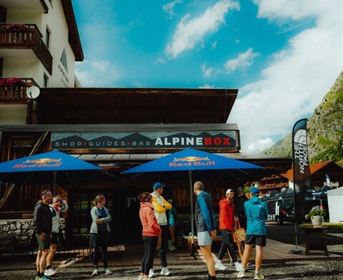 Alpine Box1.jpg