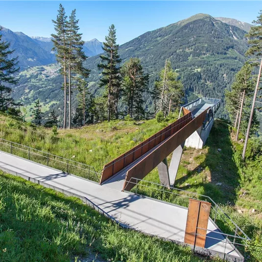 Aussichtsplattform Gachenblick.jpg