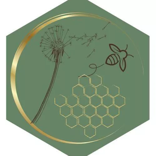 Ein Hexagon mit einer stilisierten Pusteblume, einer Biene und Waben in goldener Farbe. Der Hintergrund ist grün und hebt die grafischen Elemente hervor.