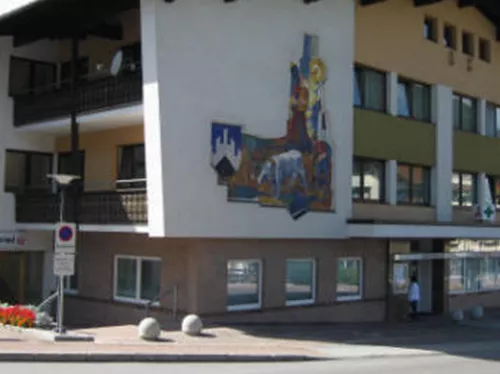 Gemeindeamt Arzl.jpg