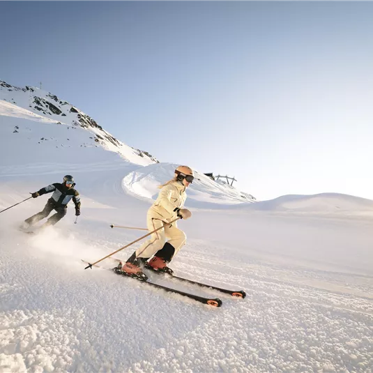 Hochzeiger Winter ski action
