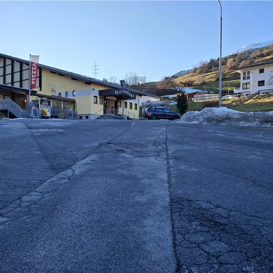 Parkplatz Pitz Park