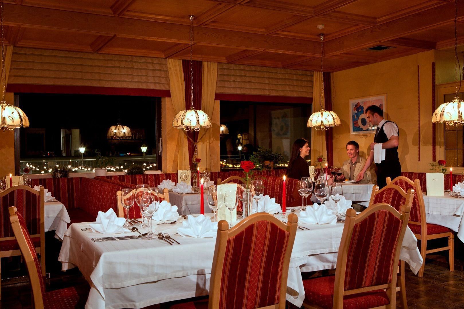 Restaurant Hotel Seppl.jpg