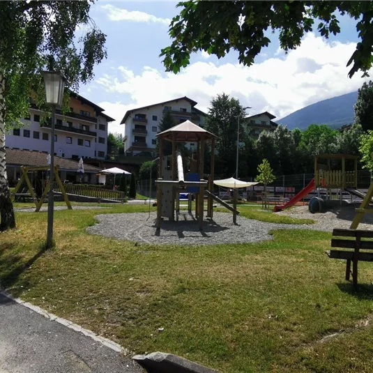 Spielplatz Gruabe Arena Arzl