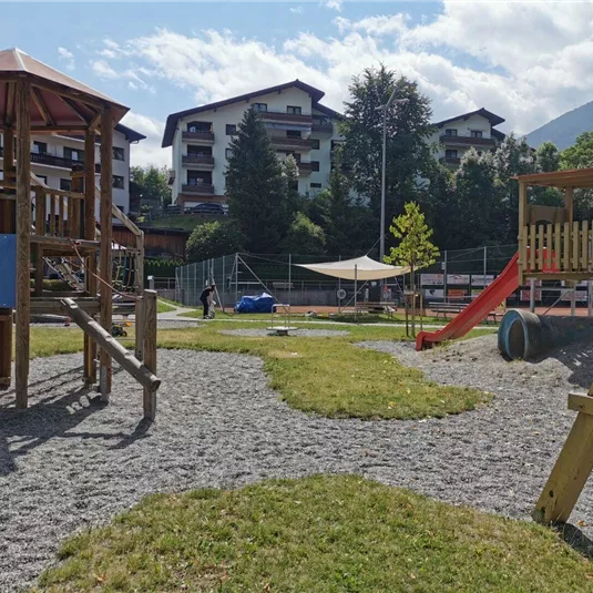 Spielplatz Gruabe Arena Arzl