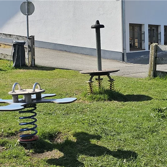 c-tvb-pitztal-karin-lugsteiner-spielplatz-volksschule-wald-20260421_103946_855441038.jpg