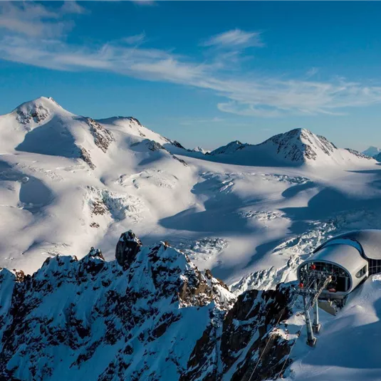 Wildspitzbahn mit Wildspitze