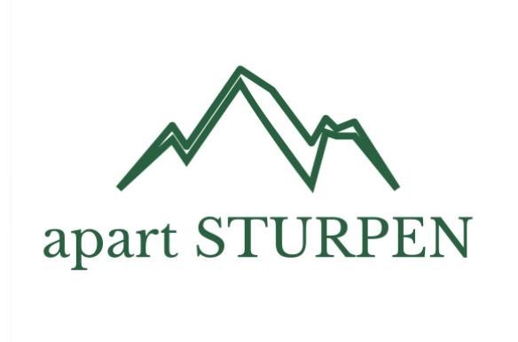 Ein einfaches Logo mit dem Schriftzug "apart STURPEN" in grüner Schrift. Darüber sind stilisierte Berglinien dargestellt.