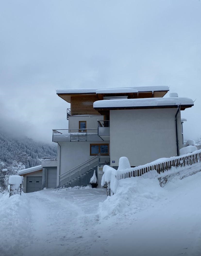 Winter in Wenns  
Vacation Apartment Berheimat