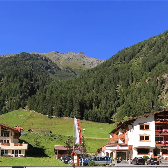 Alpenhof Sommer  schmal2014 3