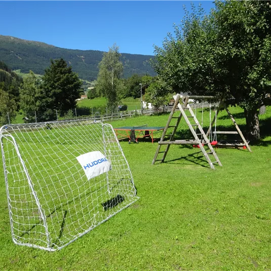 Garten/Spielplatz