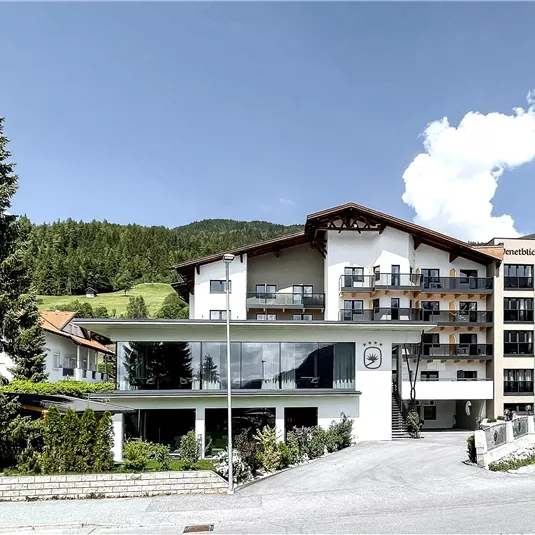 Venetblick_Hotel_Sommer_01