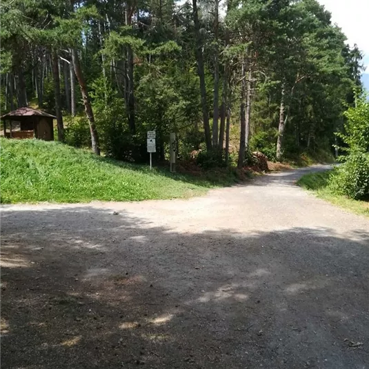 Abzweigung Ostersteinrunde klein oder Spielplatz