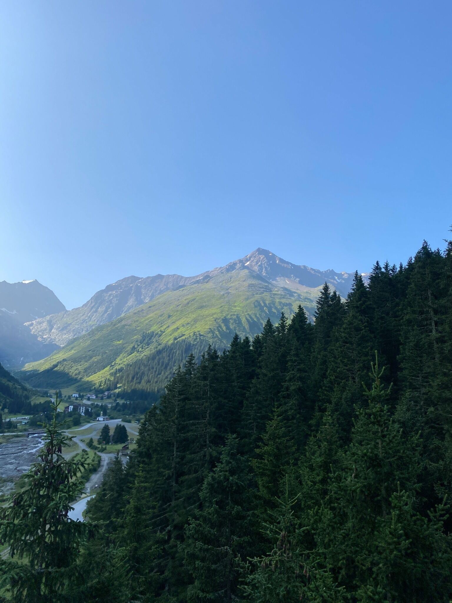 Auffahrt mit der Rifflseebahn