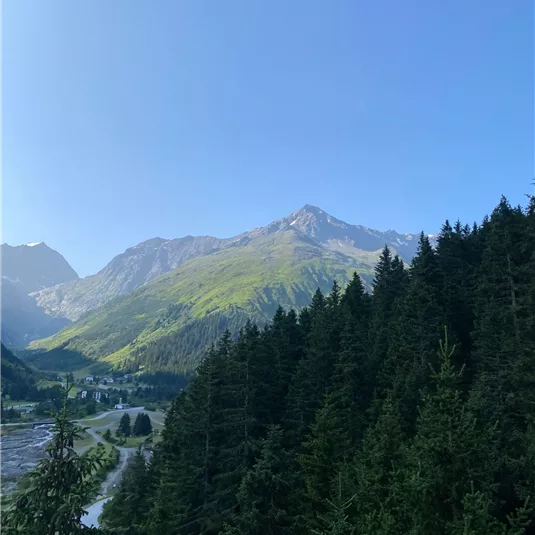 Auffahrt mit der Rifflseebahn