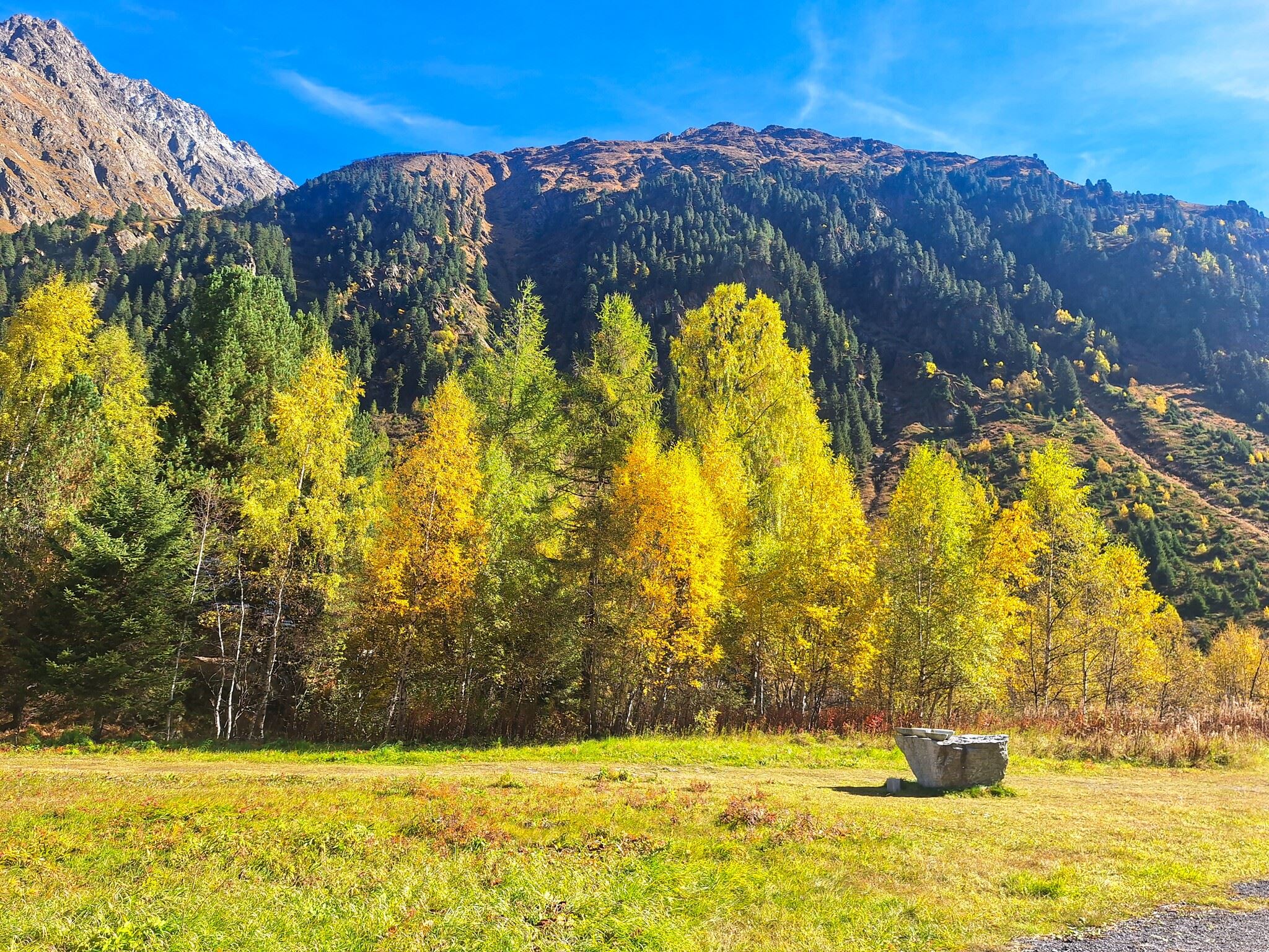 View towards Mandarfner summit