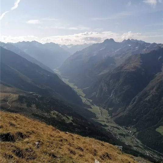 Blick vom Gemeindekopf taleinwärts.jpg