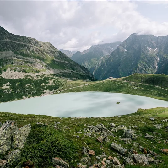 Blick vom Plodersee auf den Rifflsee