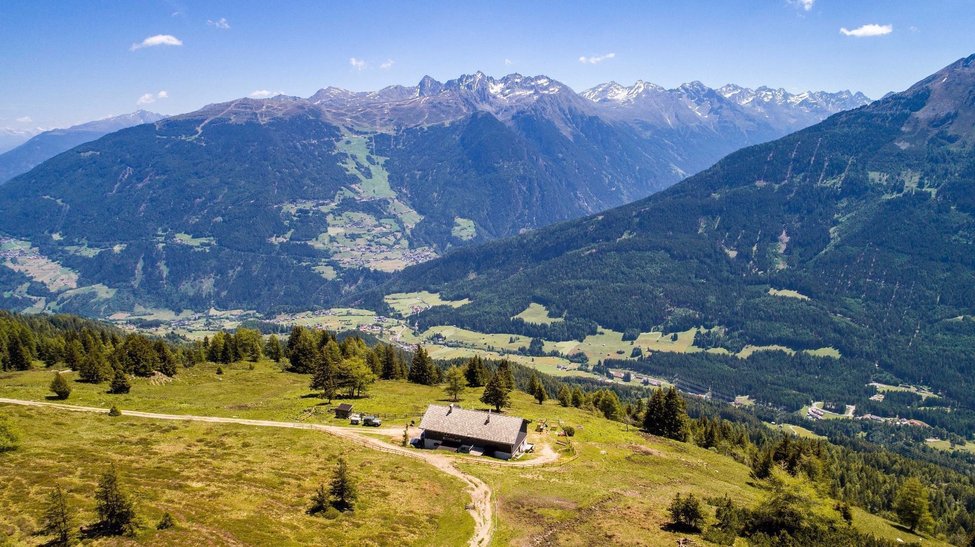 Taschen - Galflun Alm - Larcher Alm – Gstoanigkapelle - Taschen