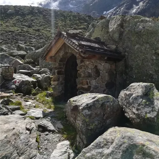 Kapelle oberhalb der Rüsselsheimer Hütte