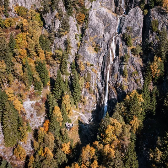 Stuiben waterfall in autumn