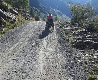 Swisstrac Wanderung zur Gletscherstube