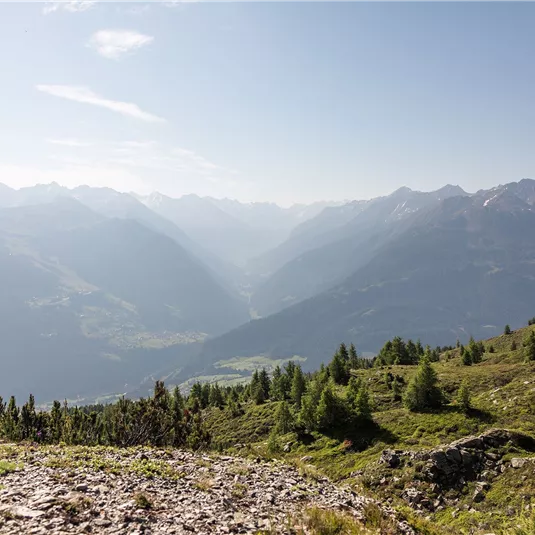 Venet-Rundwanderweg - Blick nach Jerzens